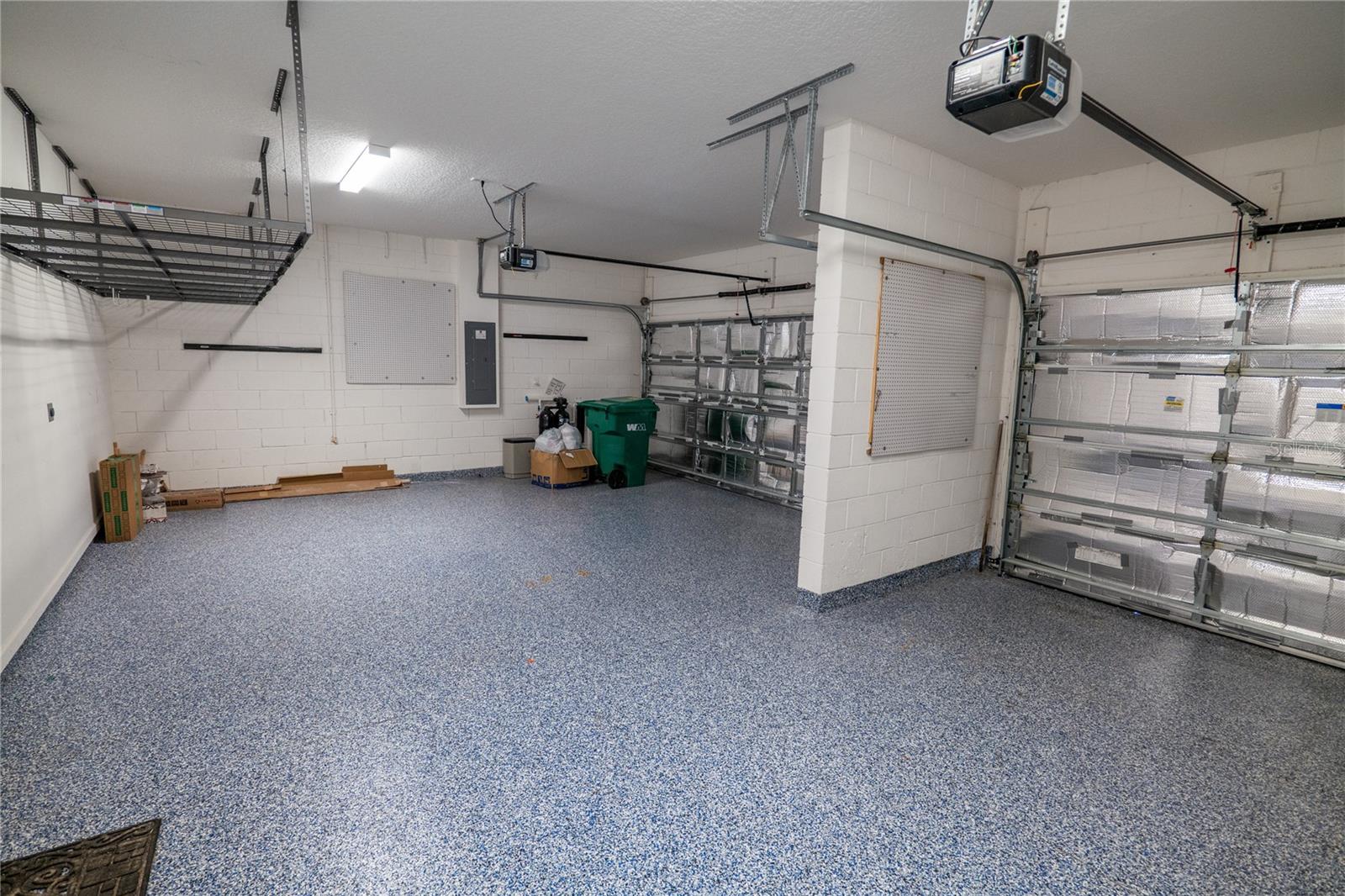 SUMMERBROOKE - Residential