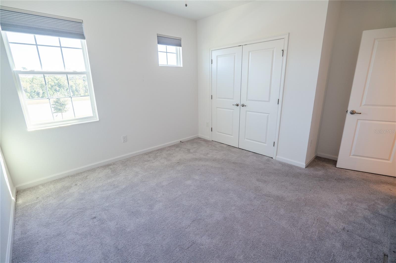 SUMMERBROOKE - Residential