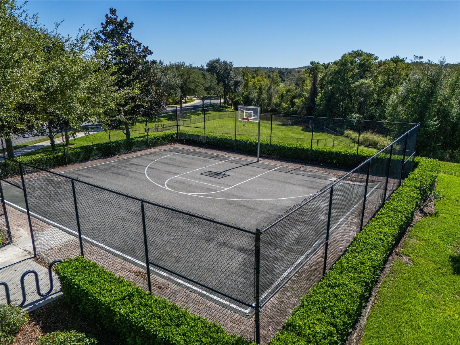 SUMMERBROOKE - Residential