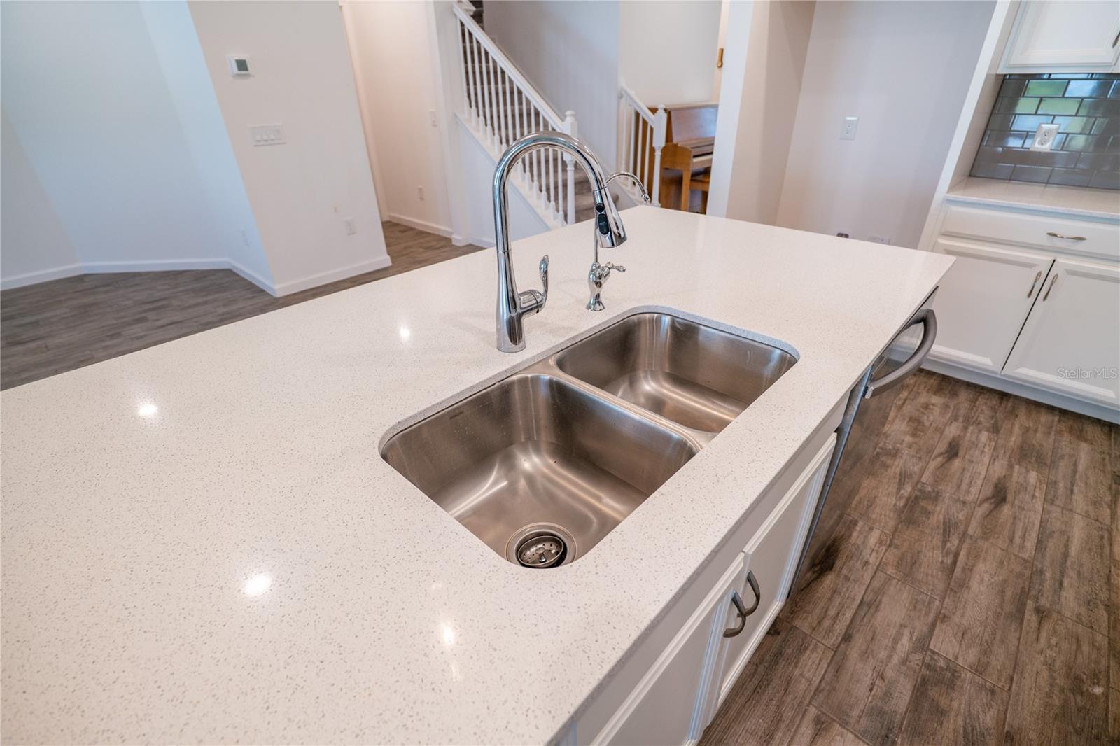 SUMMERBROOKE - Residential