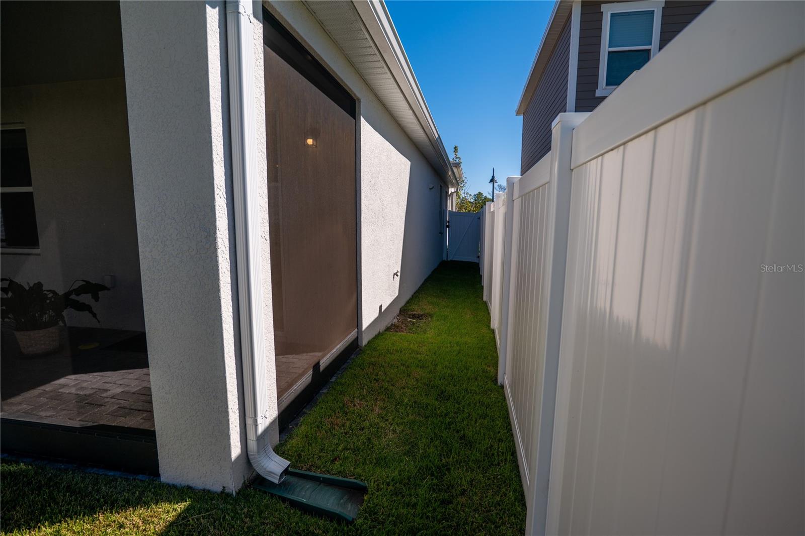 SUMMERBROOKE - Residential