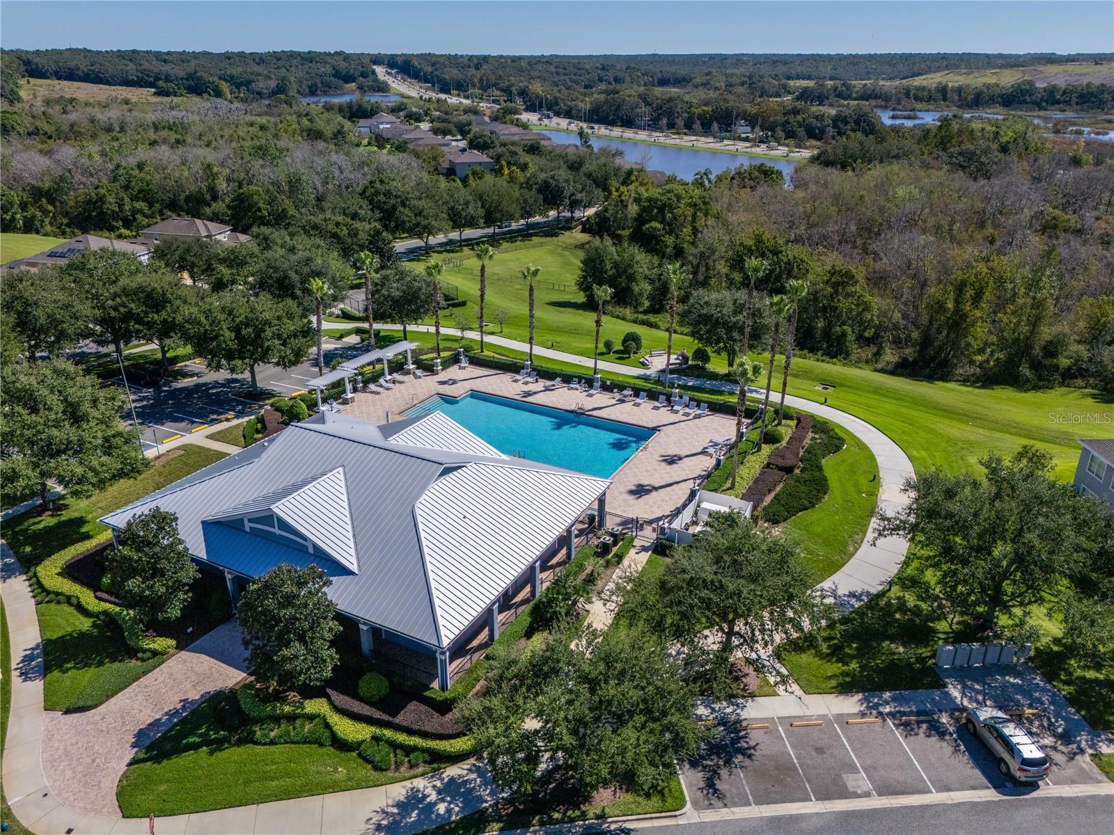 SUMMERBROOKE - Residential