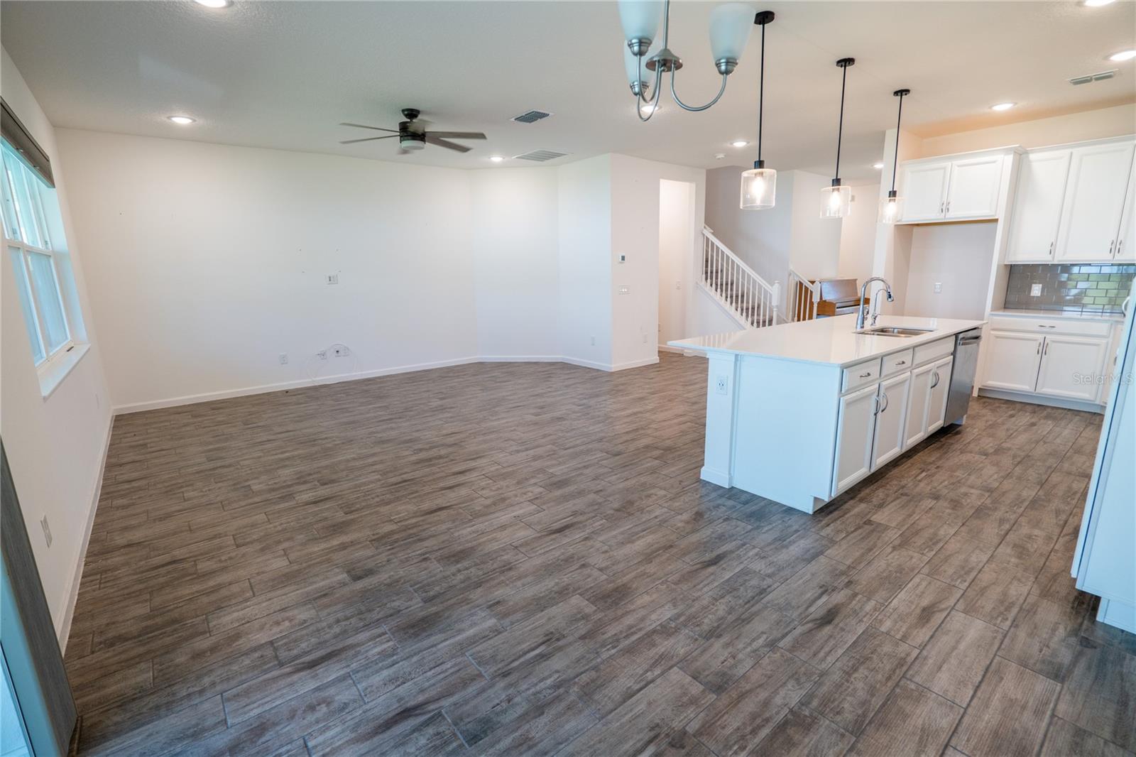 SUMMERBROOKE - Residential