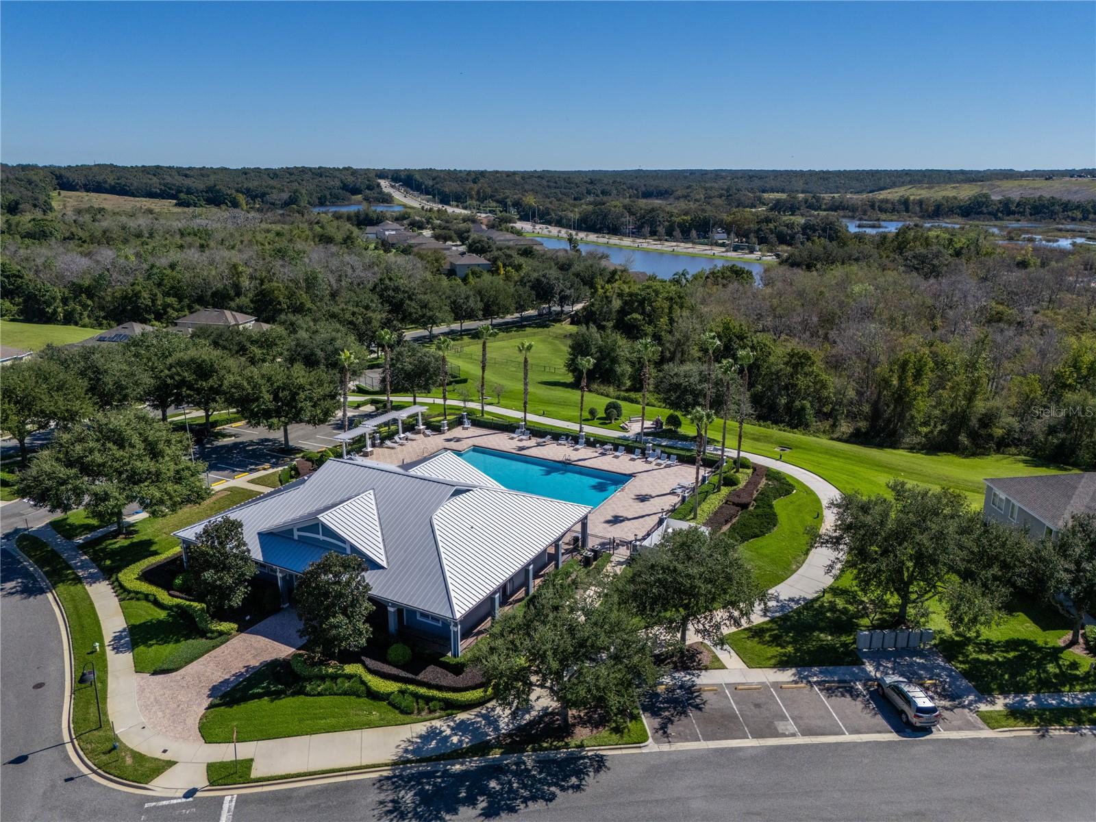 SUMMERBROOKE - Residential