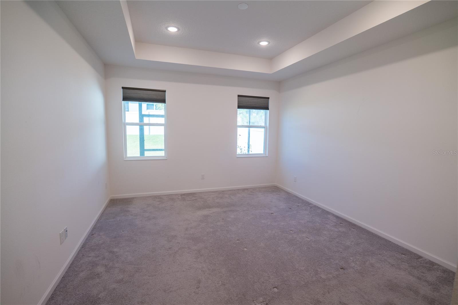 SUMMERBROOKE - Residential