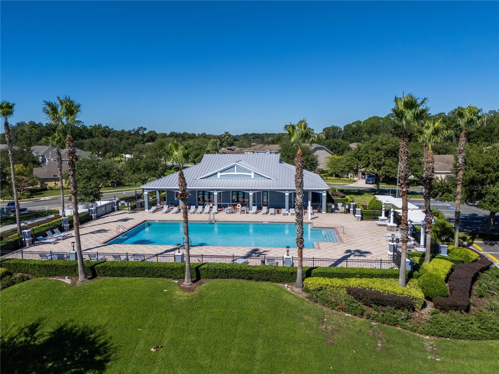 SUMMERBROOKE - Residential