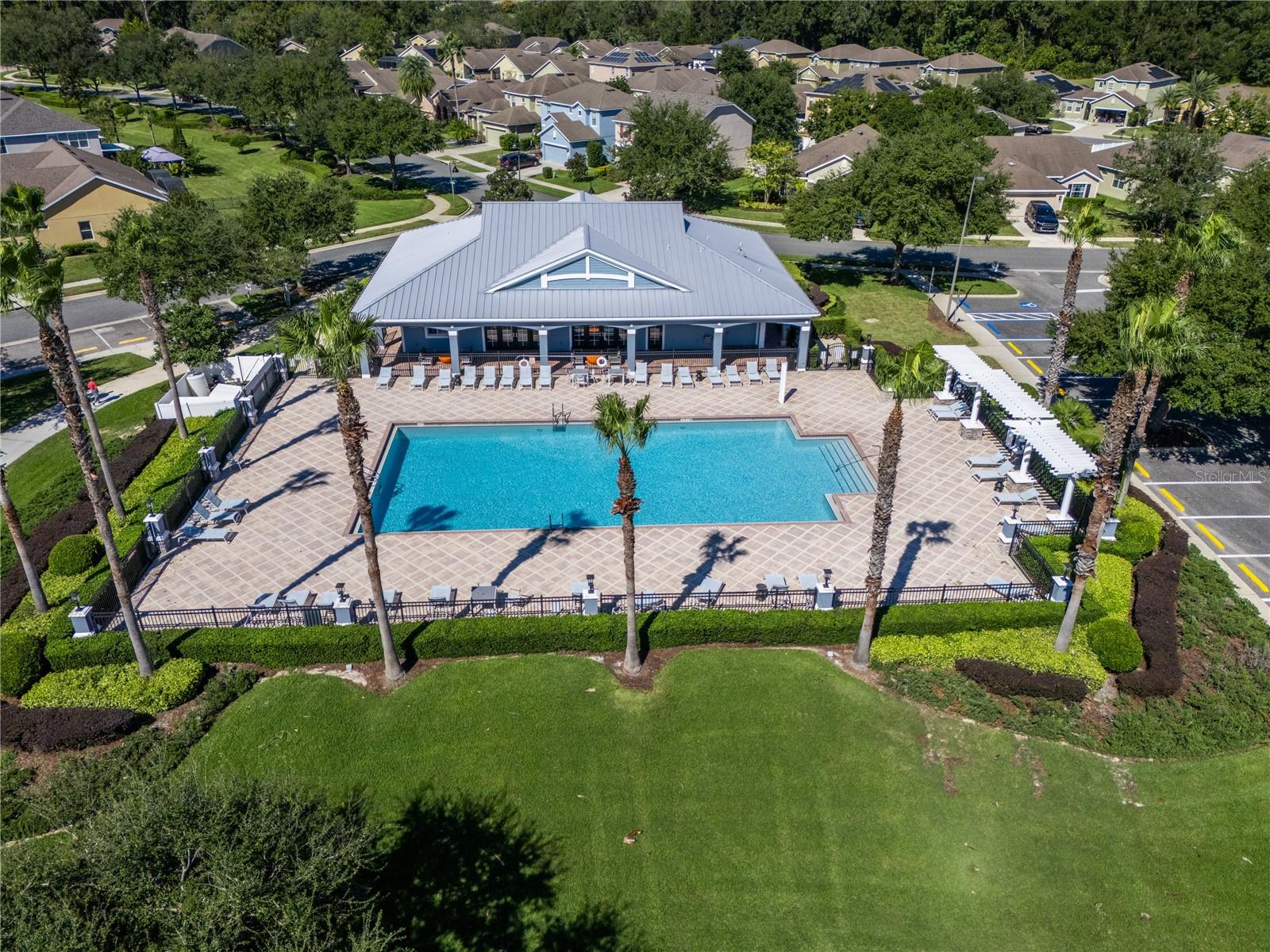 SUMMERBROOKE - Residential