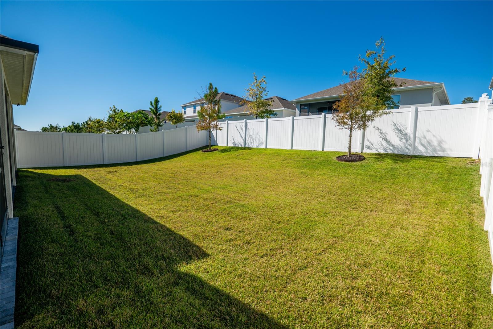 SUMMERBROOKE - Residential