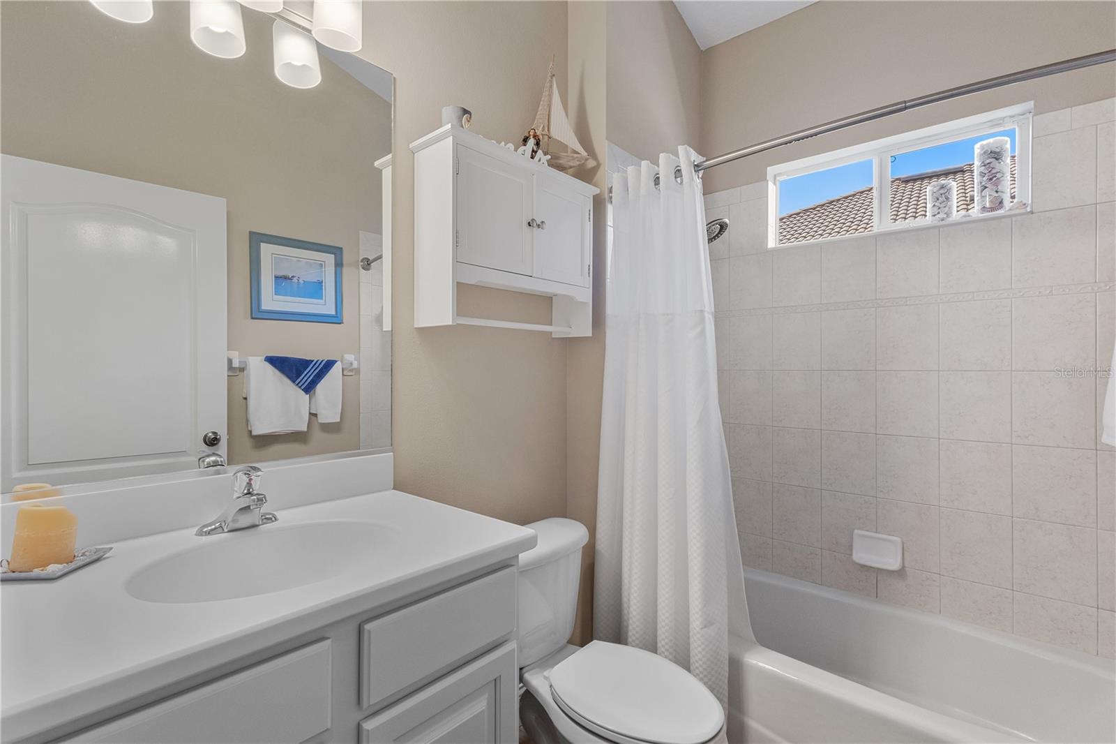 TAILFEATHER WAY AT TARA - Residential