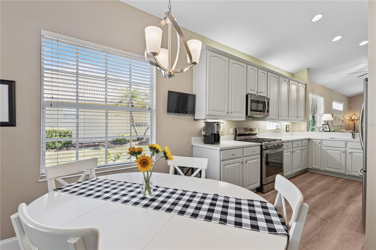 TAILFEATHER WAY AT TARA - Residential