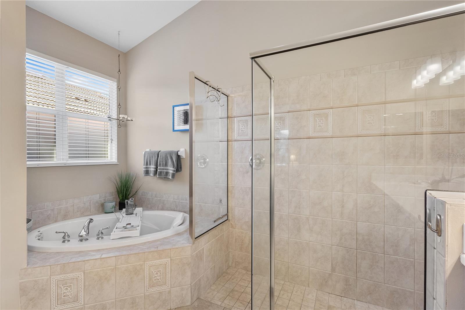 TAILFEATHER WAY AT TARA - Residential