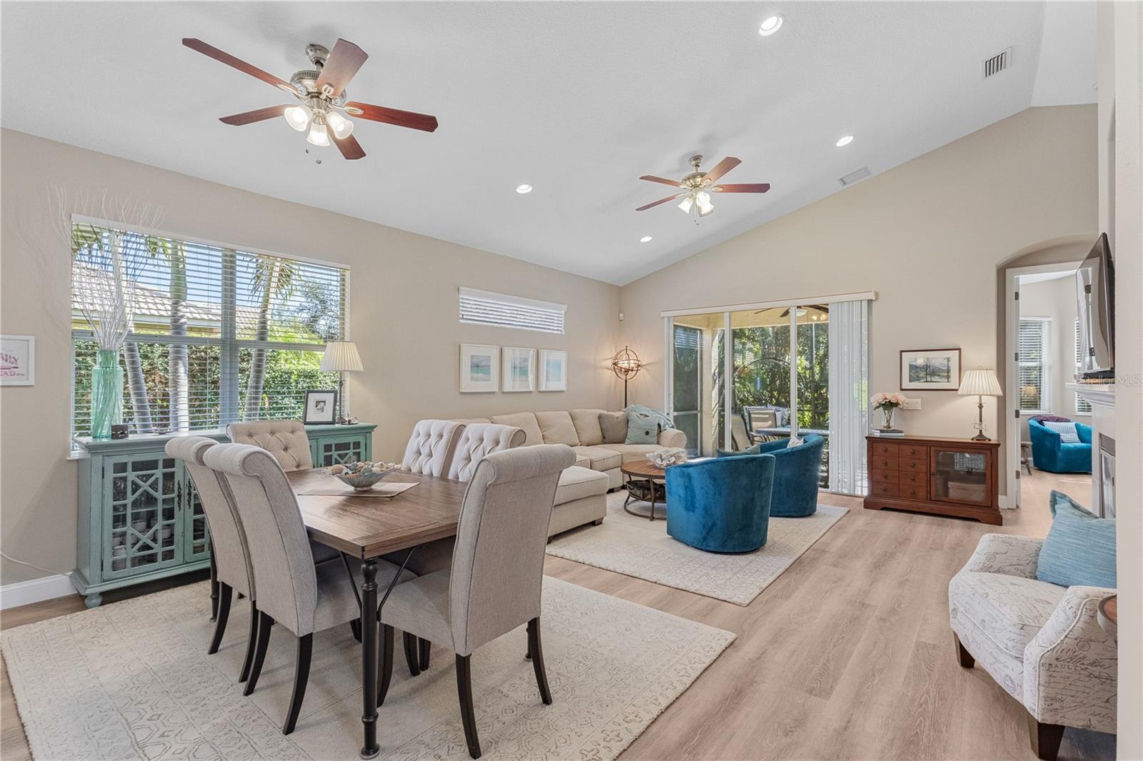 TAILFEATHER WAY AT TARA - Residential