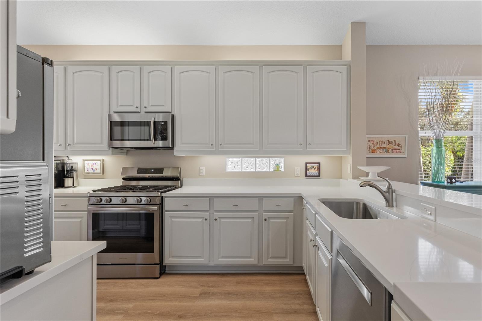 TAILFEATHER WAY AT TARA - Residential