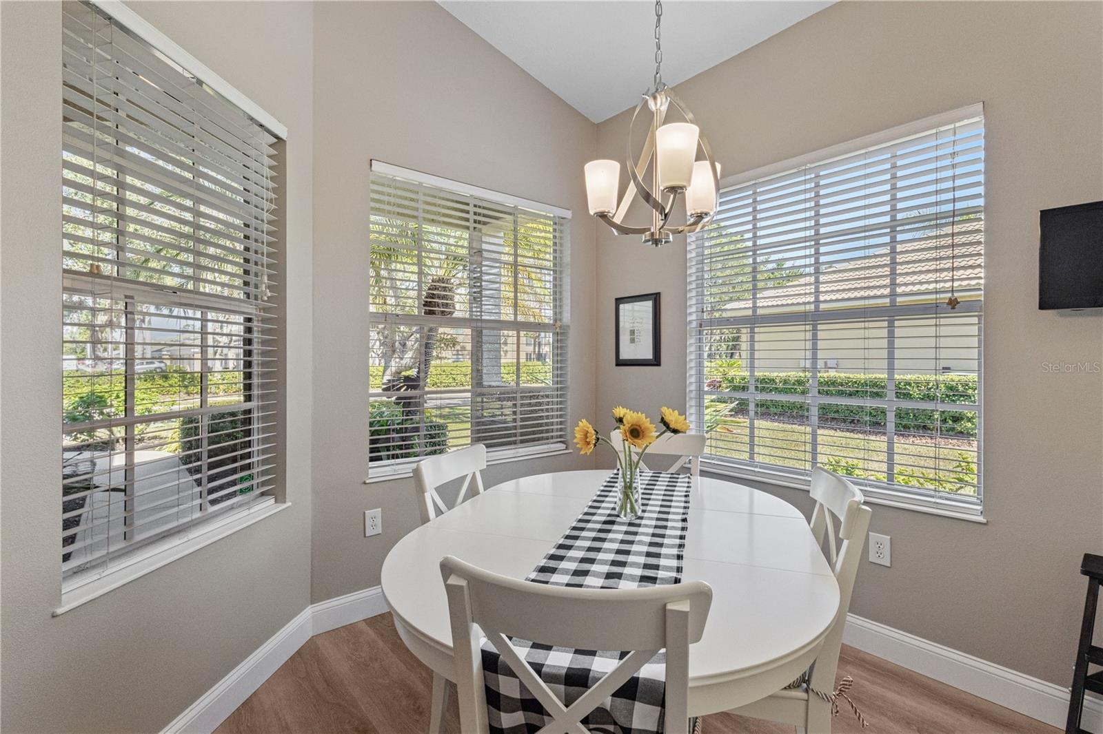 TAILFEATHER WAY AT TARA - Residential