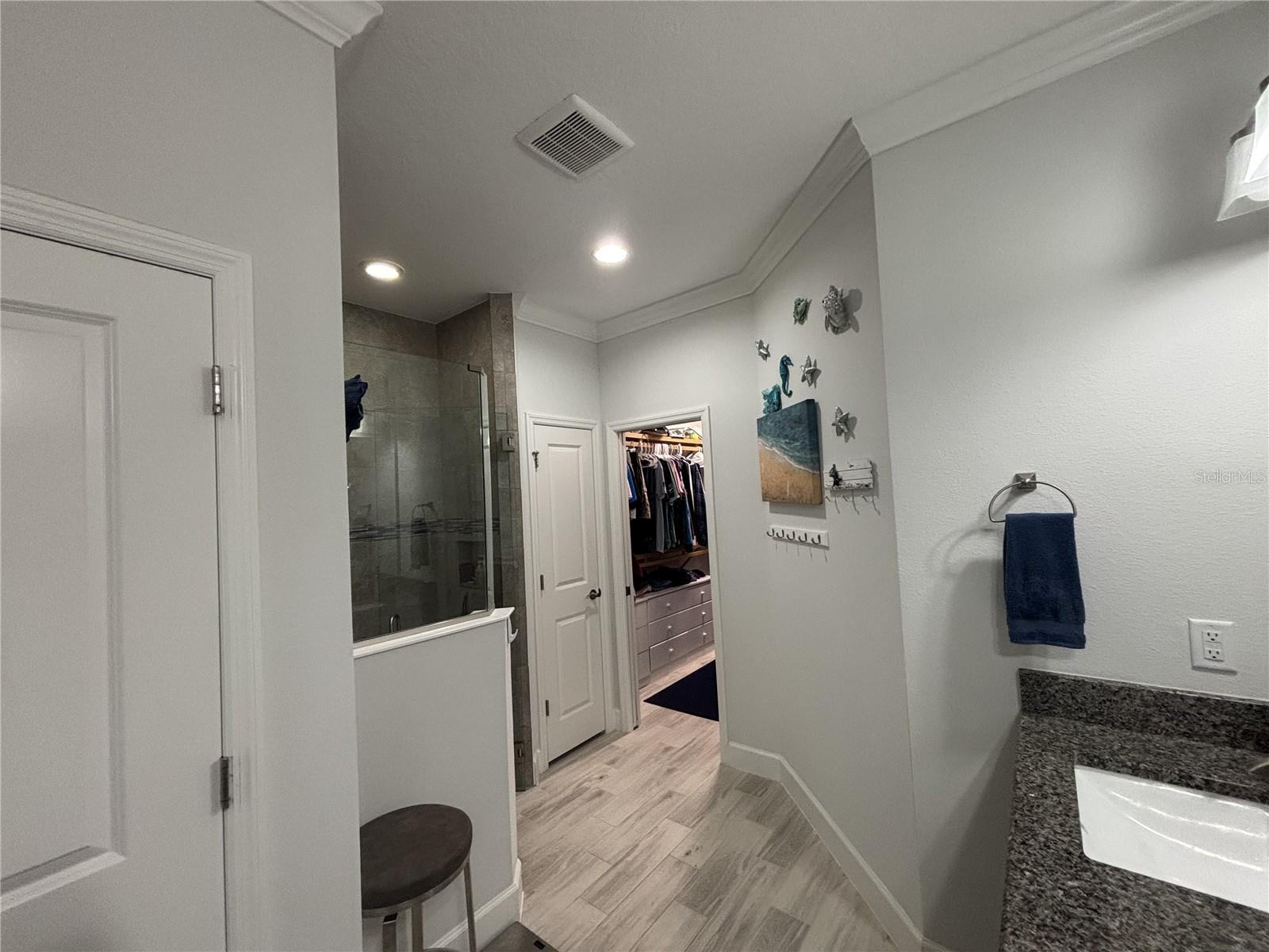 LATITUDE/DAYTONA BEACH PH IC - Residential