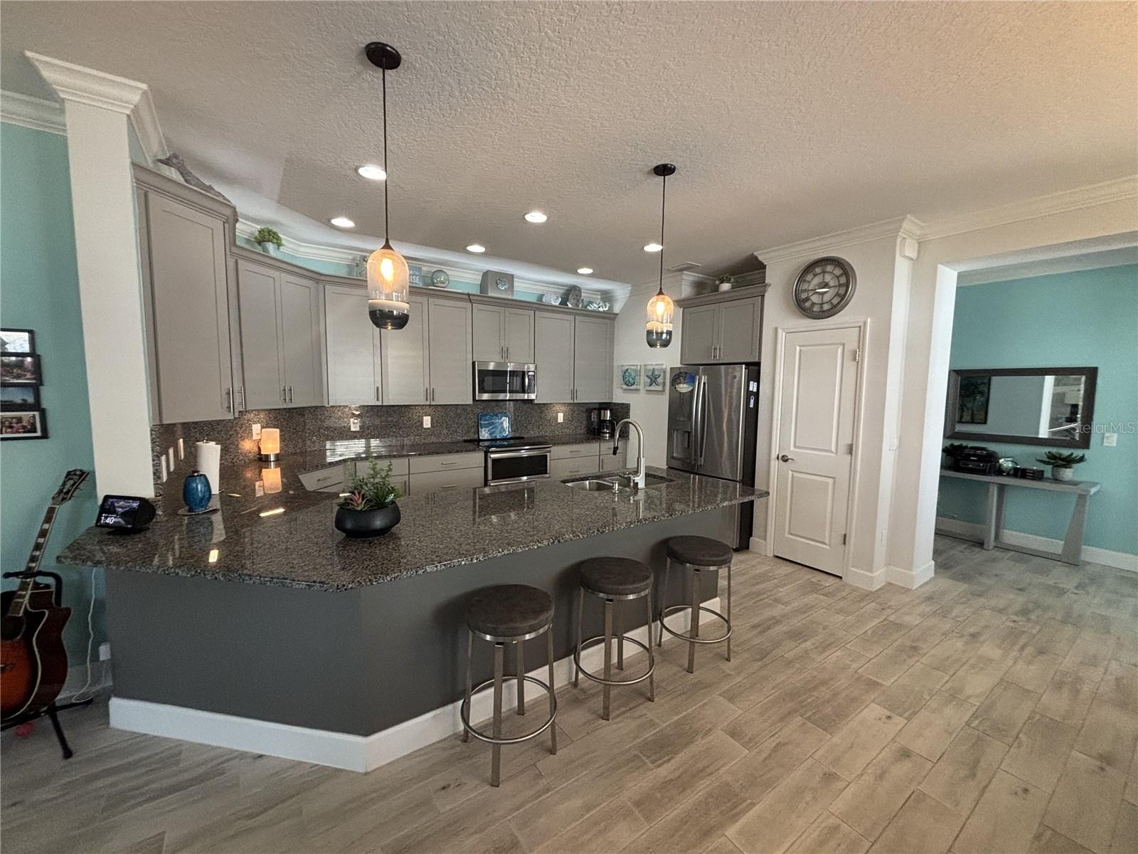 LATITUDE/DAYTONA BEACH PH IC - Residential