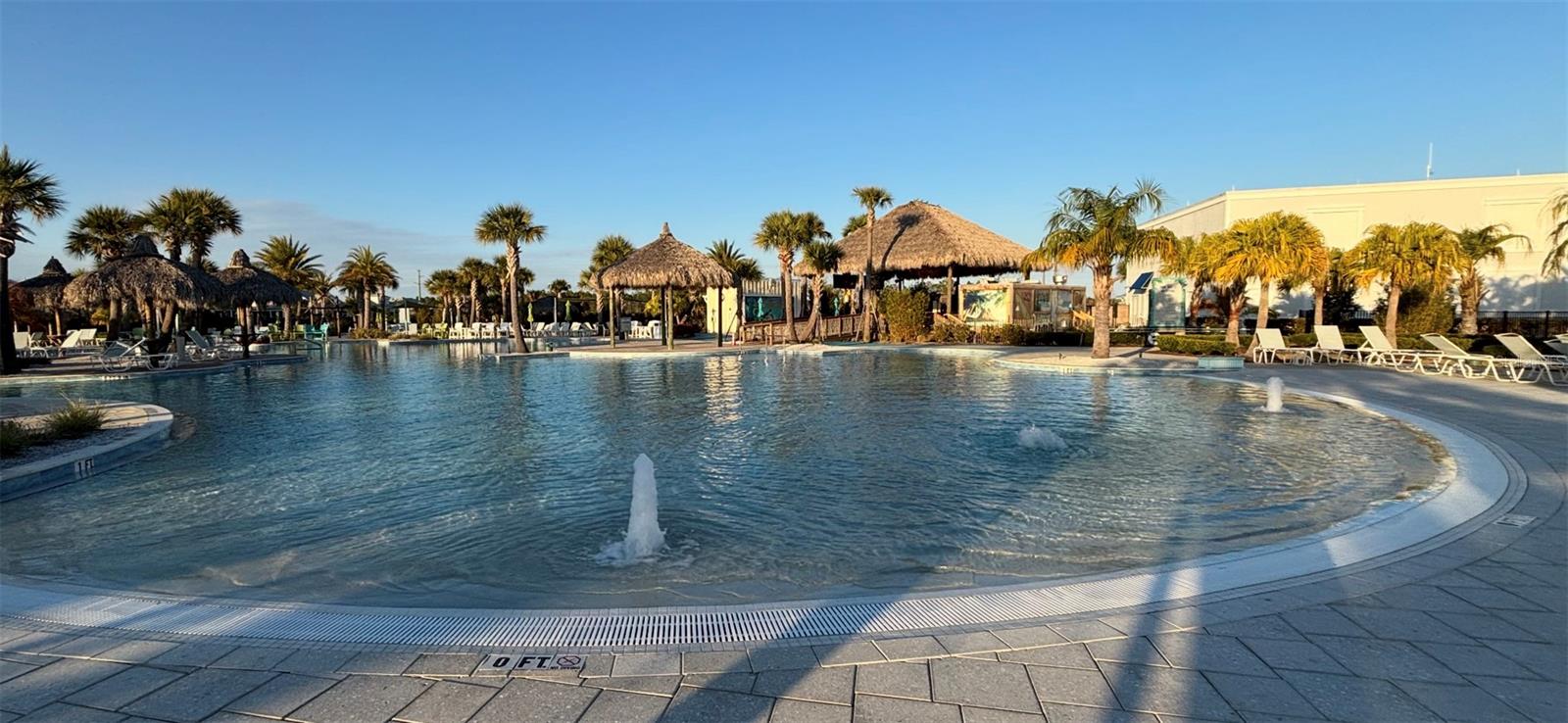 LATITUDE/DAYTONA BEACH PH IC - Residential