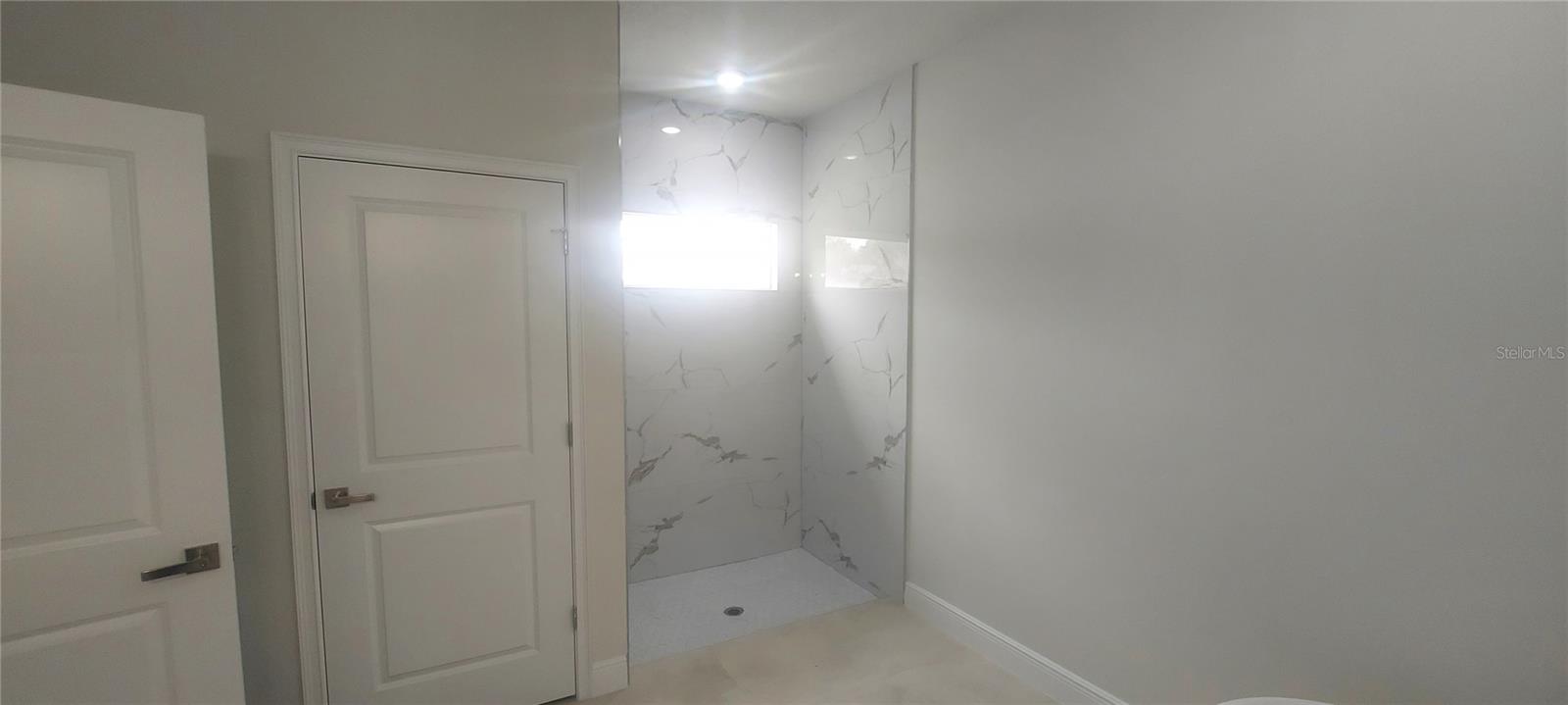 MARION OAKS UN 3 - Residential Lease