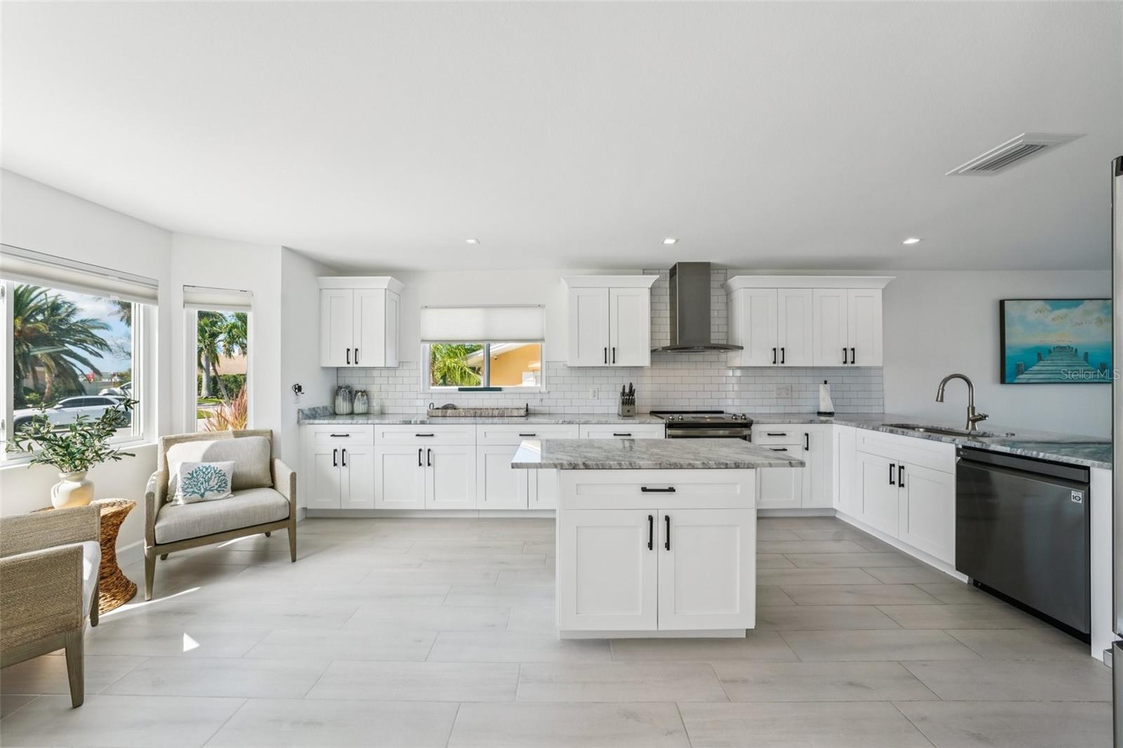 BELLEVUE ESTATES ISLAND 1ST ADD - Residential