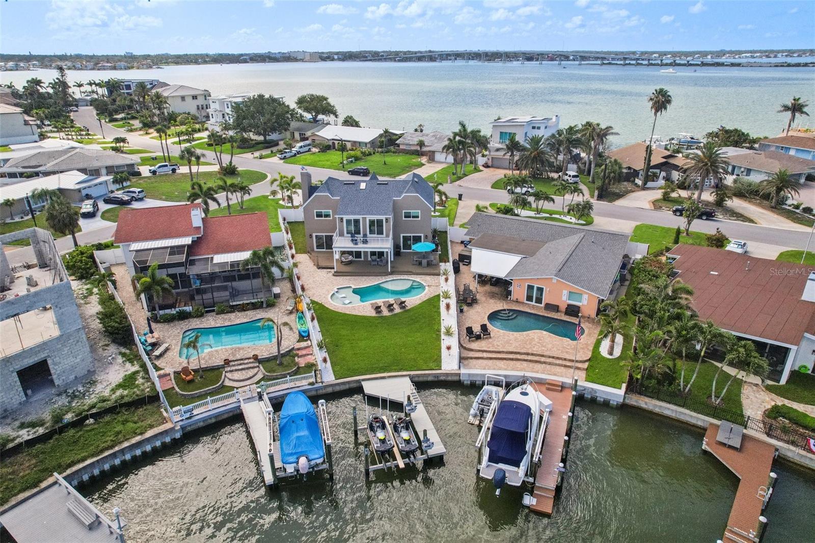 BELLEVUE ESTATES ISLAND 1ST ADD - Residential