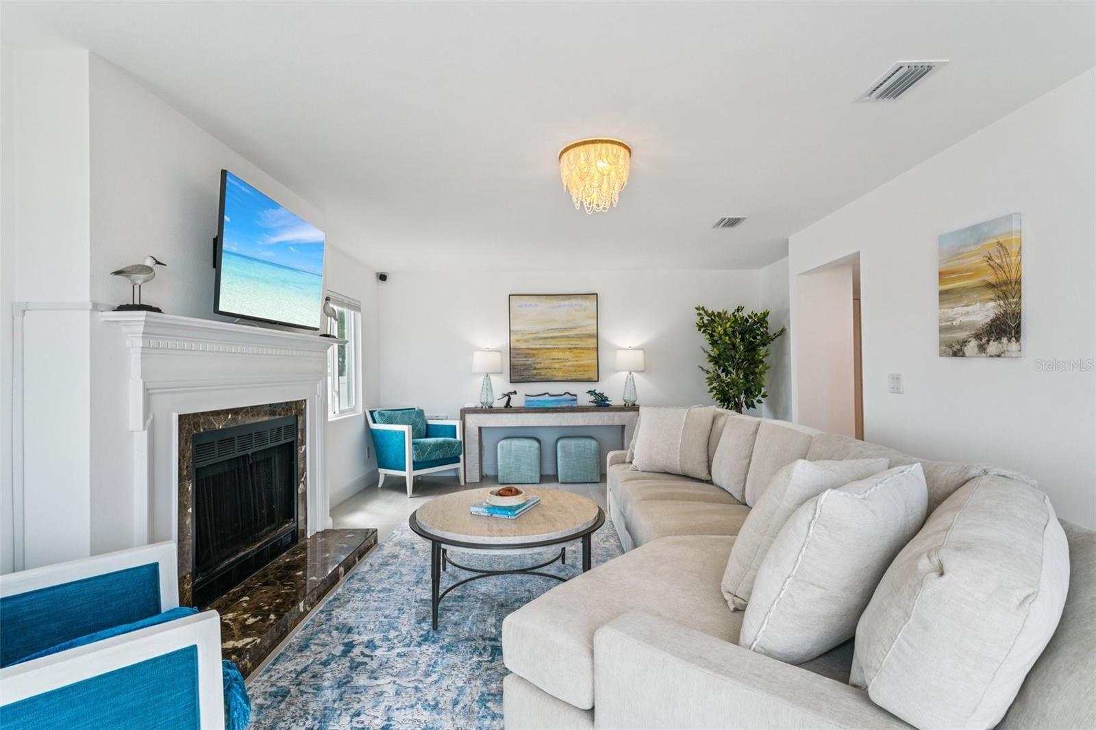 BELLEVUE ESTATES ISLAND 1ST ADD - Residential