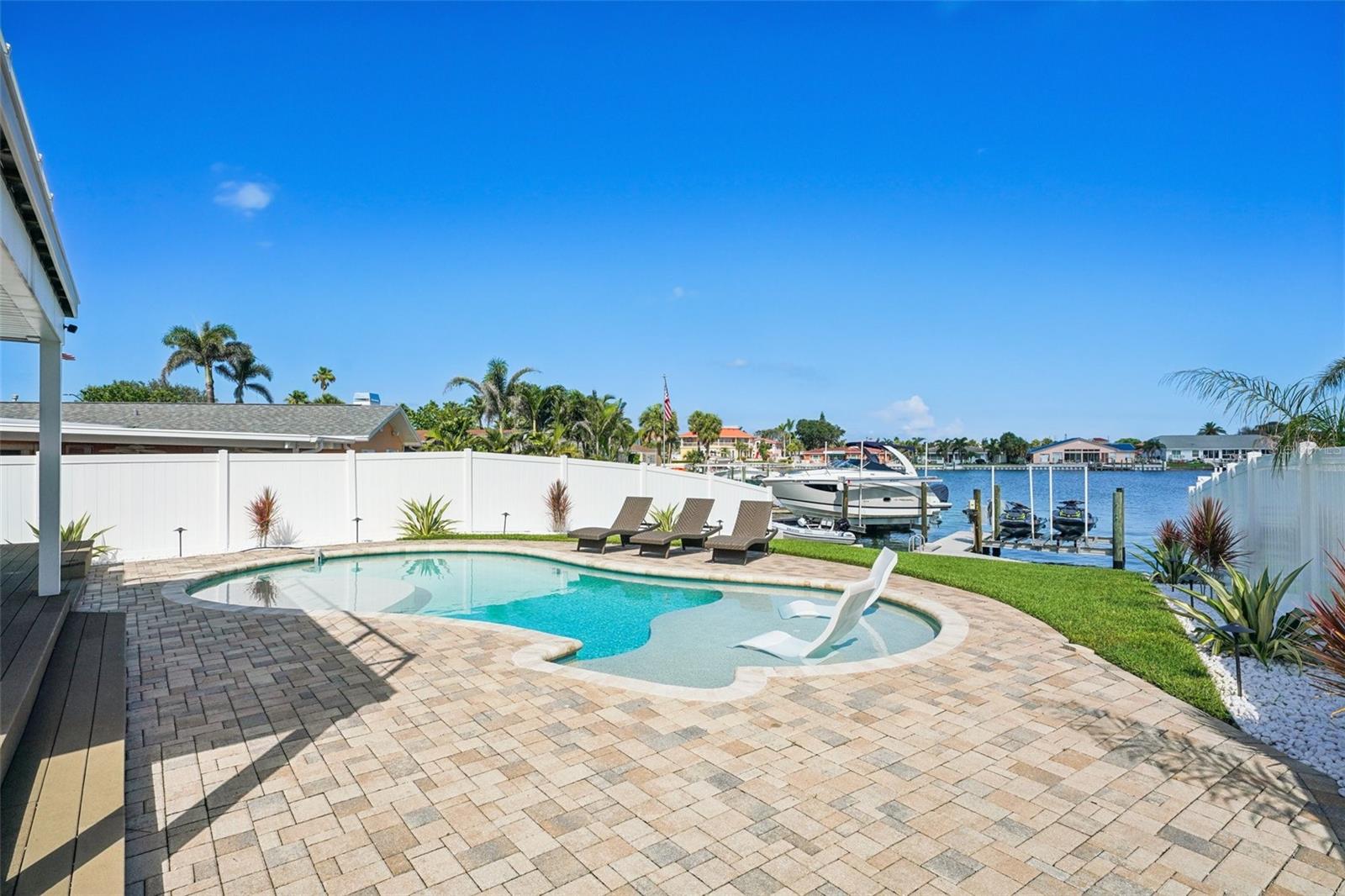 BELLEVUE ESTATES ISLAND 1ST ADD - Residential