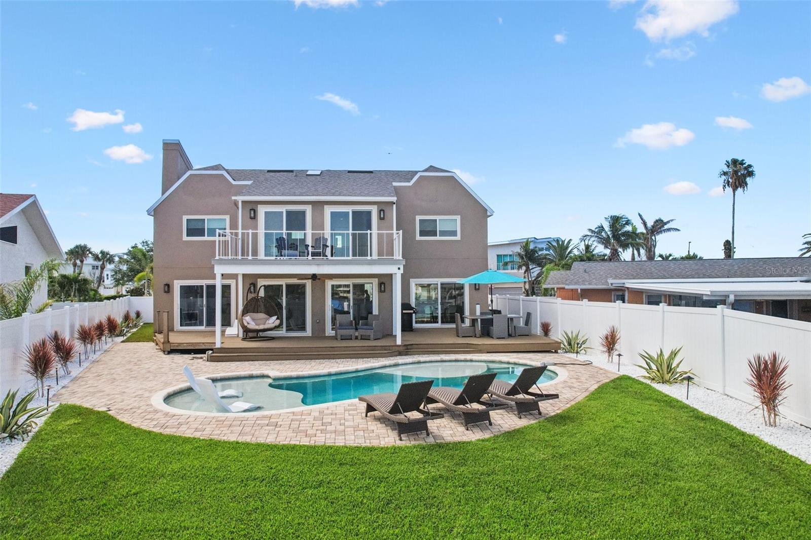 BELLEVUE ESTATES ISLAND 1ST ADD - Residential