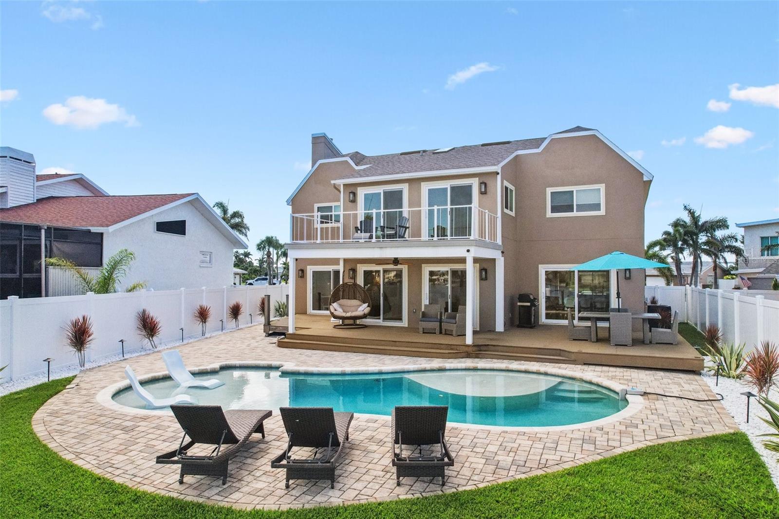 BELLEVUE ESTATES ISLAND 1ST ADD - Residential