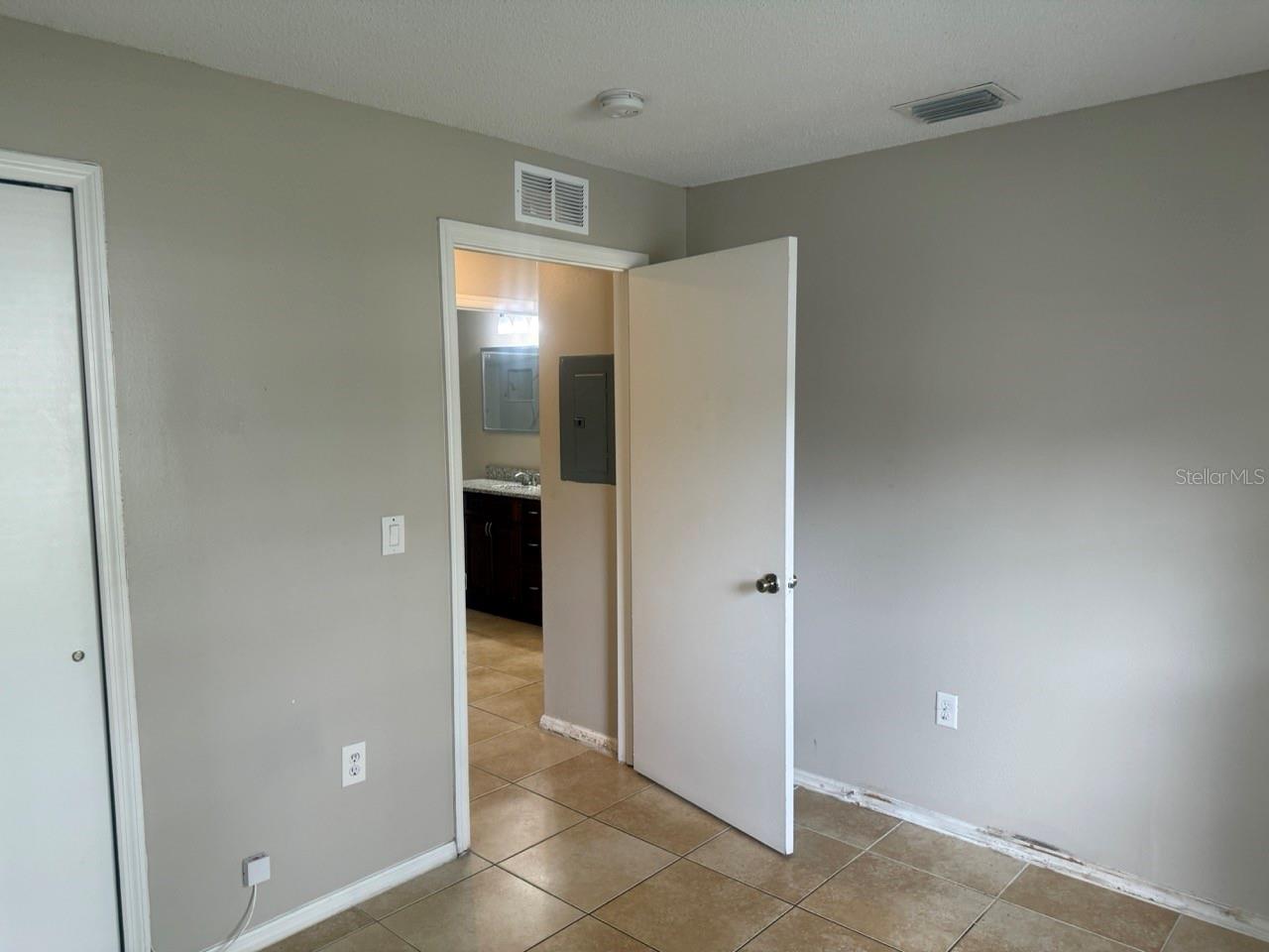 ISLAND COVE VILLAS PH 03 - Residential