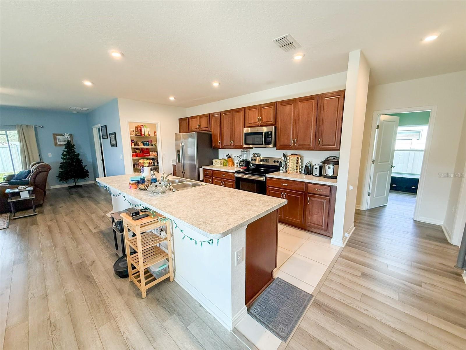 GREENFIELD VILLAGE PH I - Residential