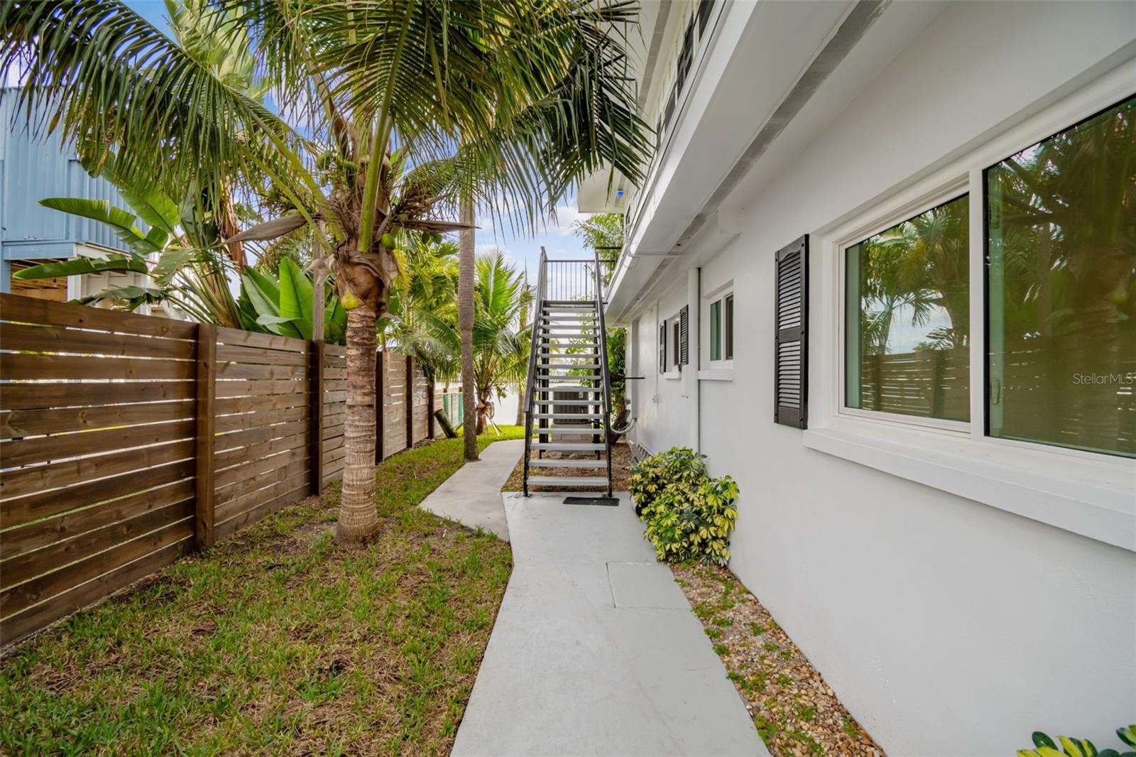 INDIAN BEACH RE-REVISED 16TH ADD - Residential Lease