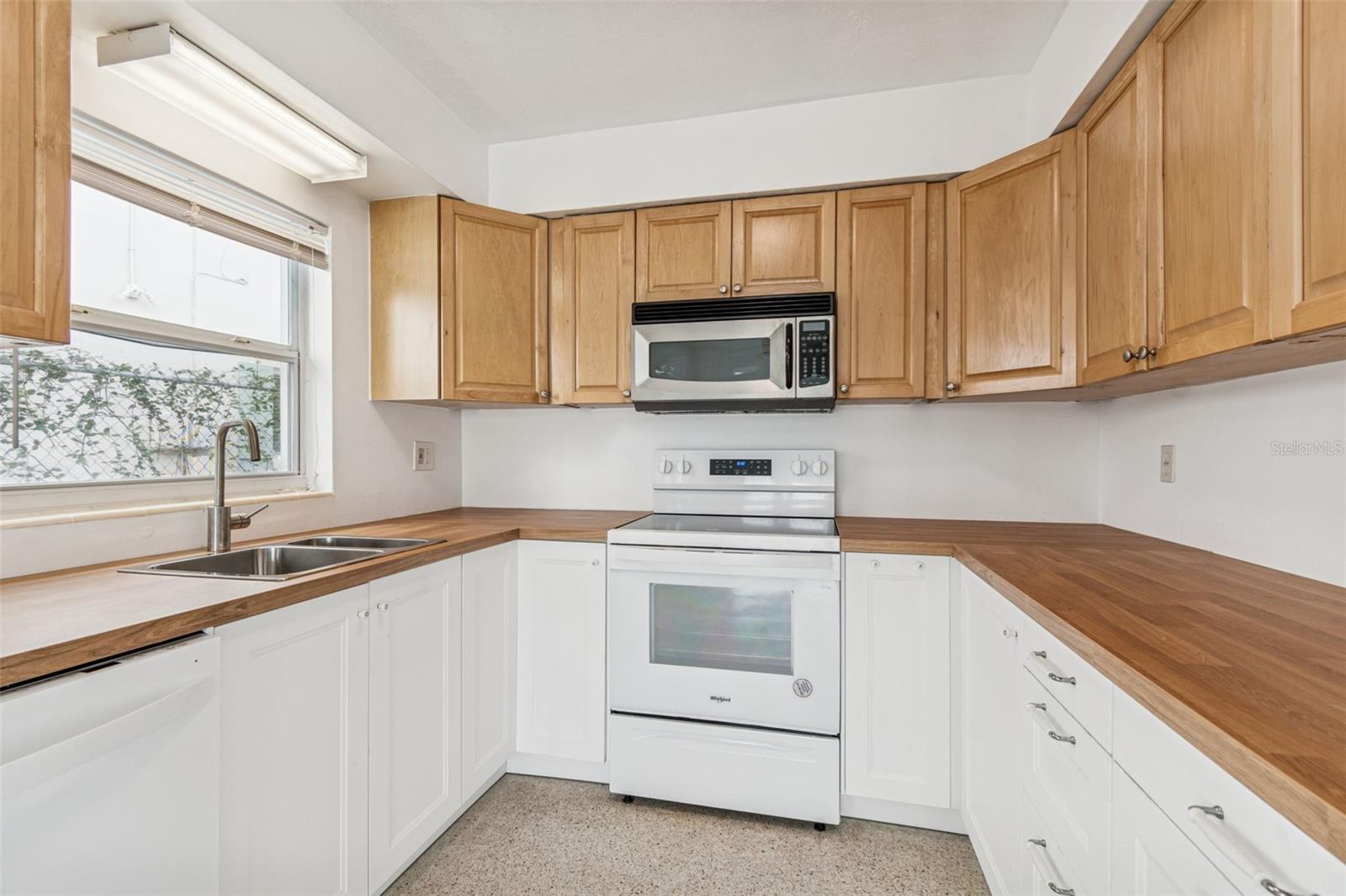 INDIAN BEACH RE-REVISED 16TH ADD - Residential Lease