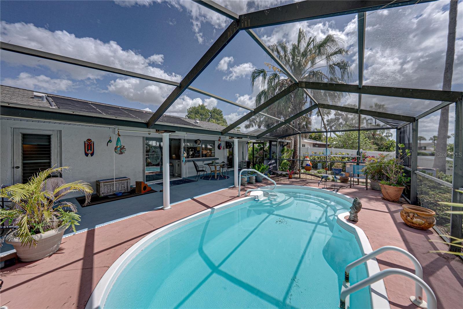 APOLLO BEACH UNIT 08 A RESUBDI - Residential