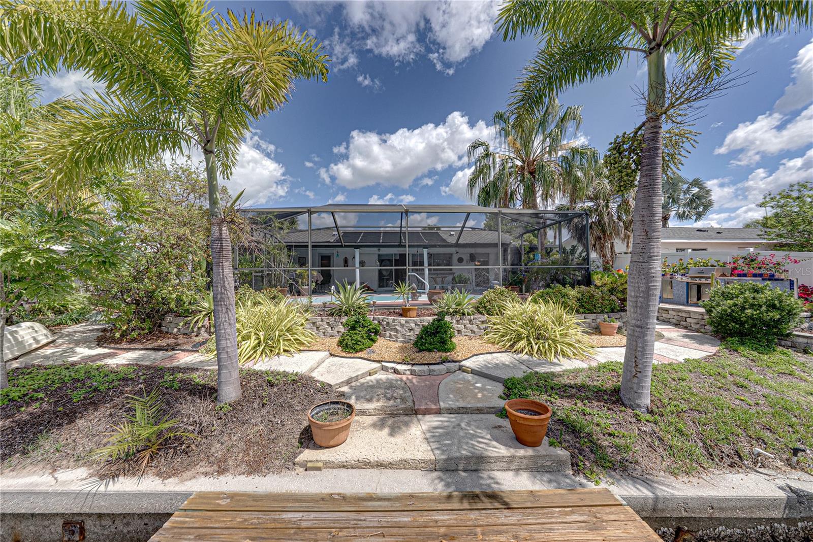 APOLLO BEACH UNIT 08 A RESUBDI - Residential