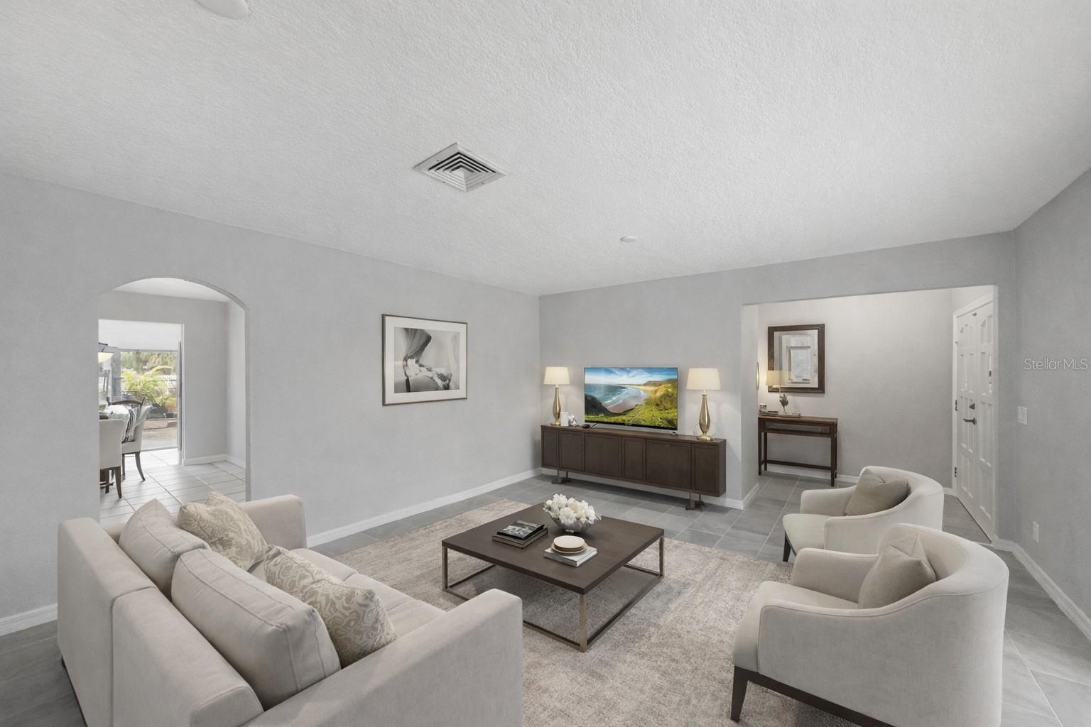 APOLLO BEACH UNIT 08 A RESUBDI - Residential