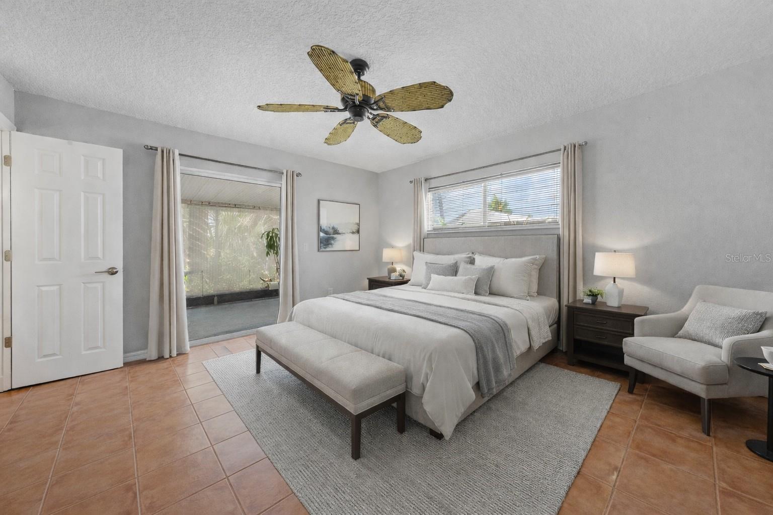 APOLLO BEACH UNIT 08 A RESUBDI - Residential