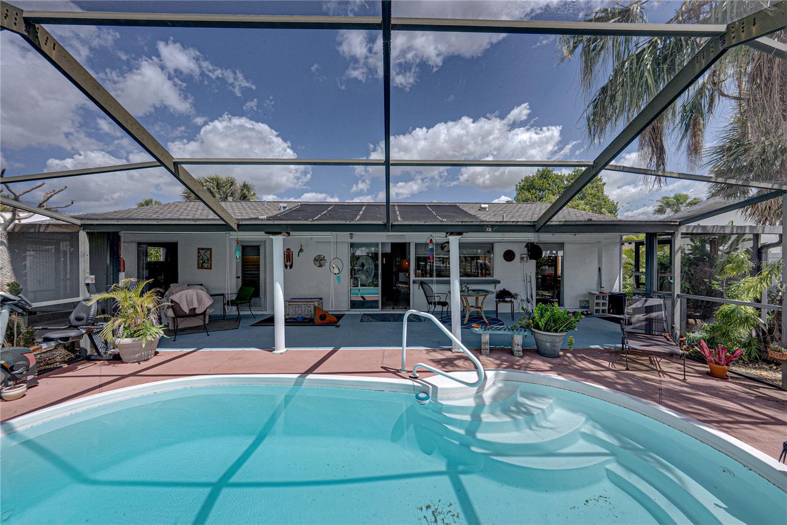 APOLLO BEACH UNIT 08 A RESUBDI - Residential