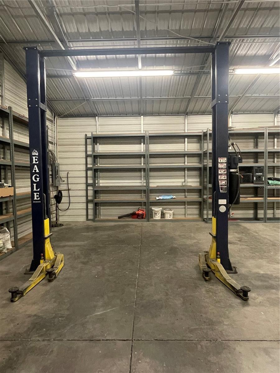 WOODHAVEN - Residential