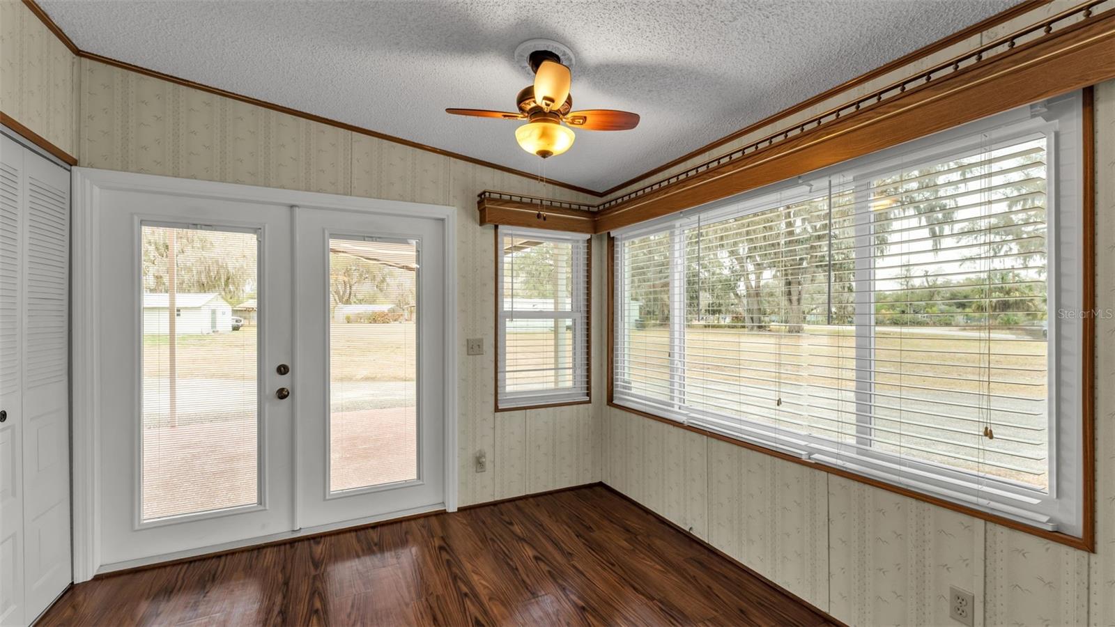 WOODHAVEN - Residential