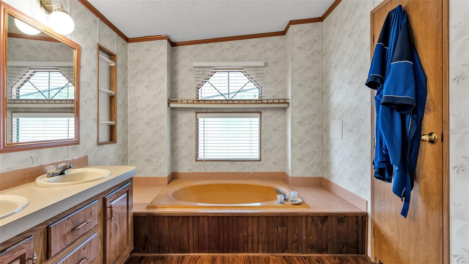 WOODHAVEN - Residential