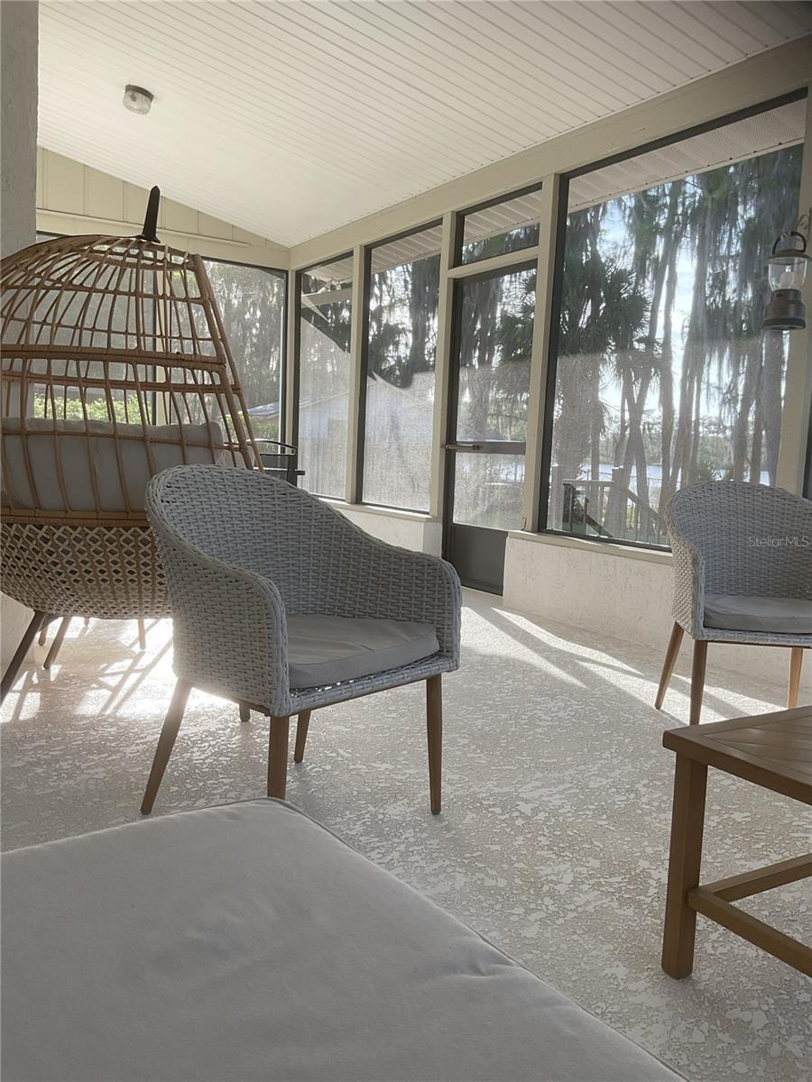 ARROWHEAD LAKES - Residential