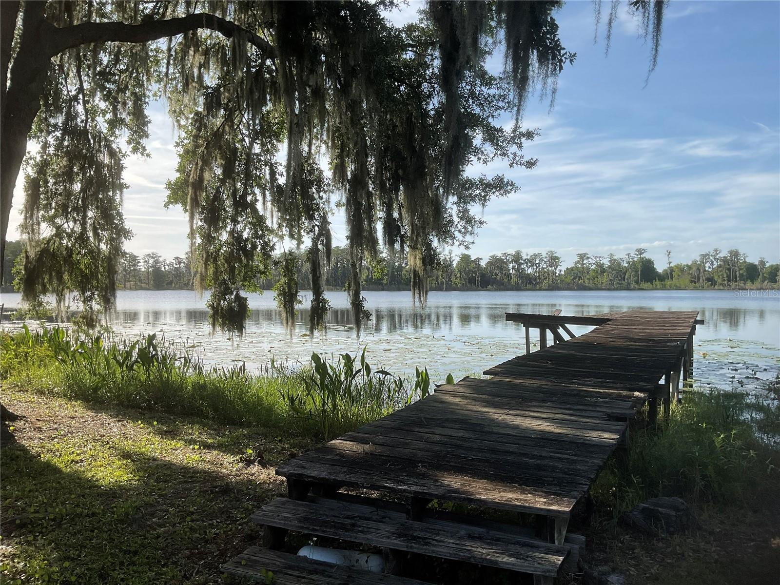 ARROWHEAD LAKES - Residential