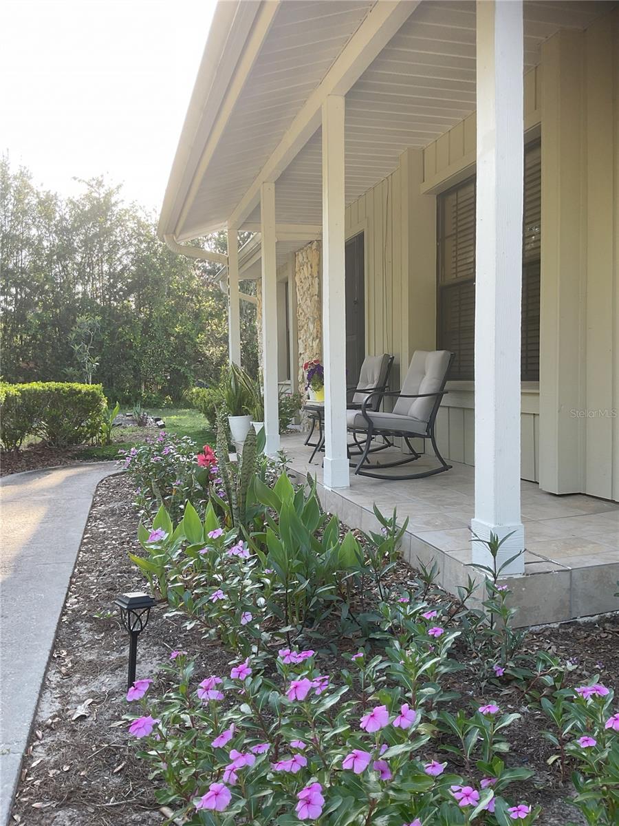 ARROWHEAD LAKES - Residential