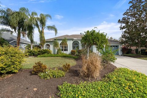 A home in PARRISH