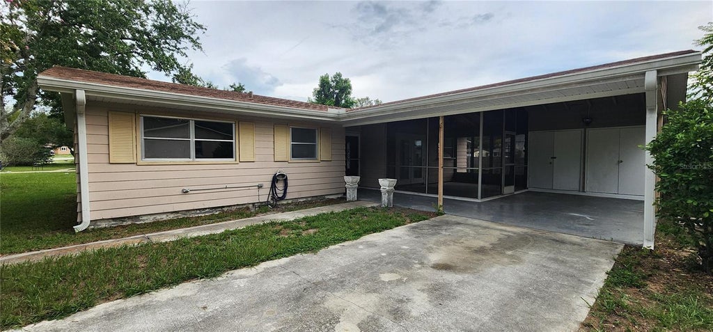 Photo of 3576 SW 147th Lane Road, Ocala, FL 34473 (MLS # OM728006)