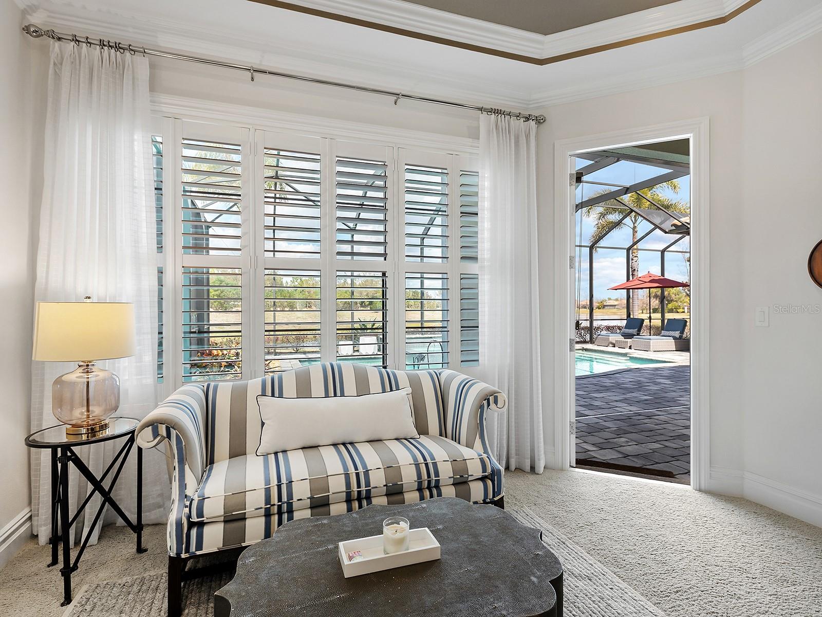 COUNTRY CLUB EAST - Residential