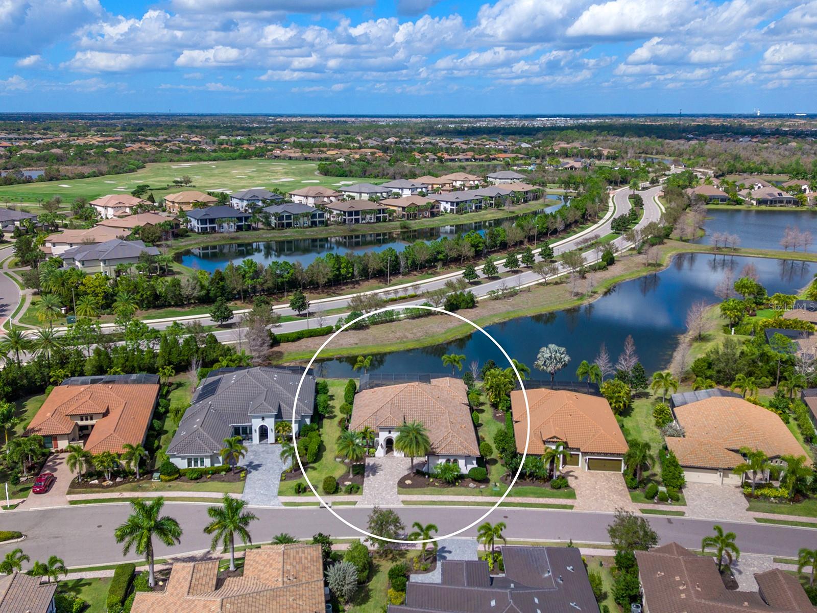 COUNTRY CLUB EAST - Residential