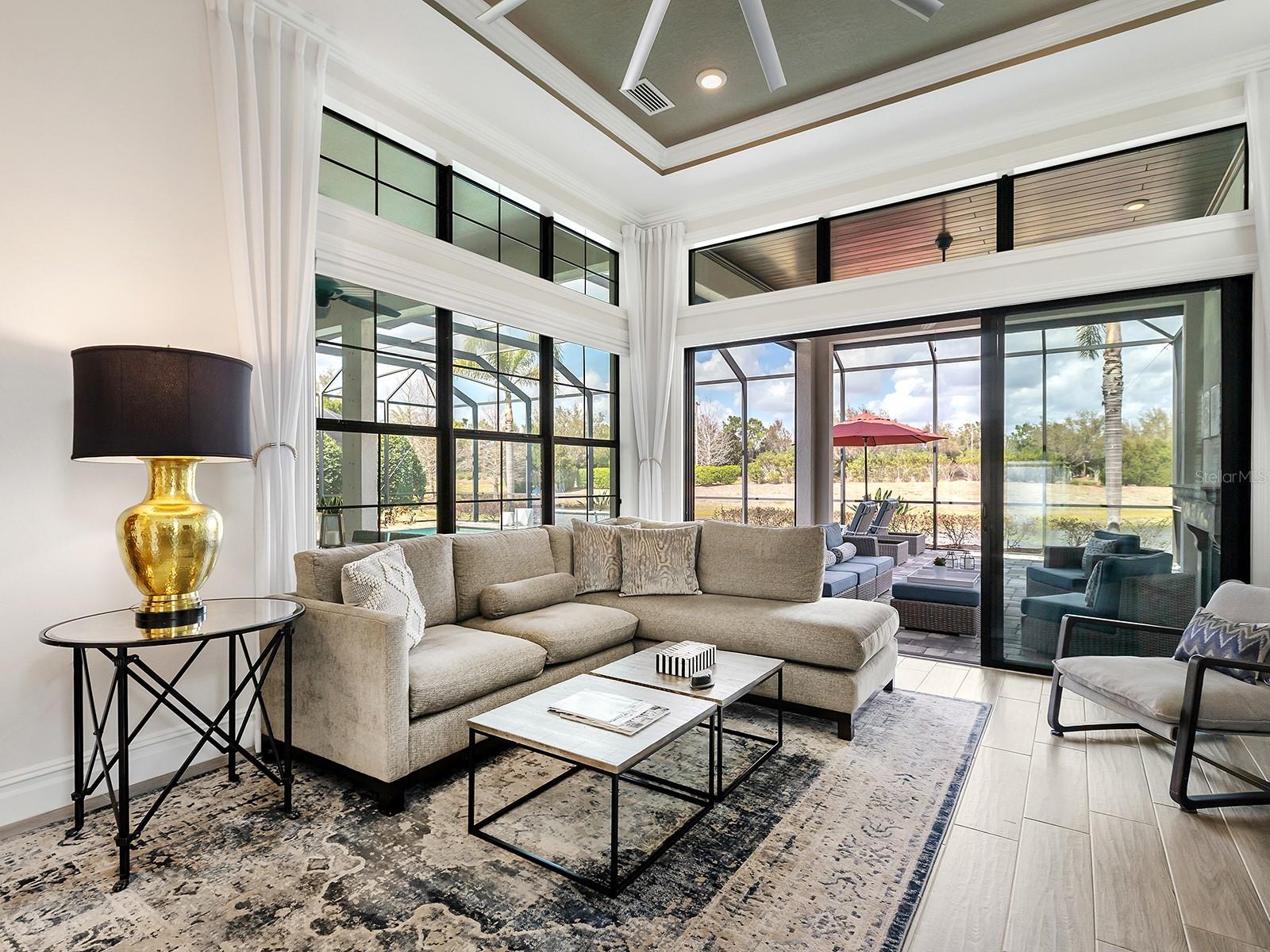 COUNTRY CLUB EAST - Residential