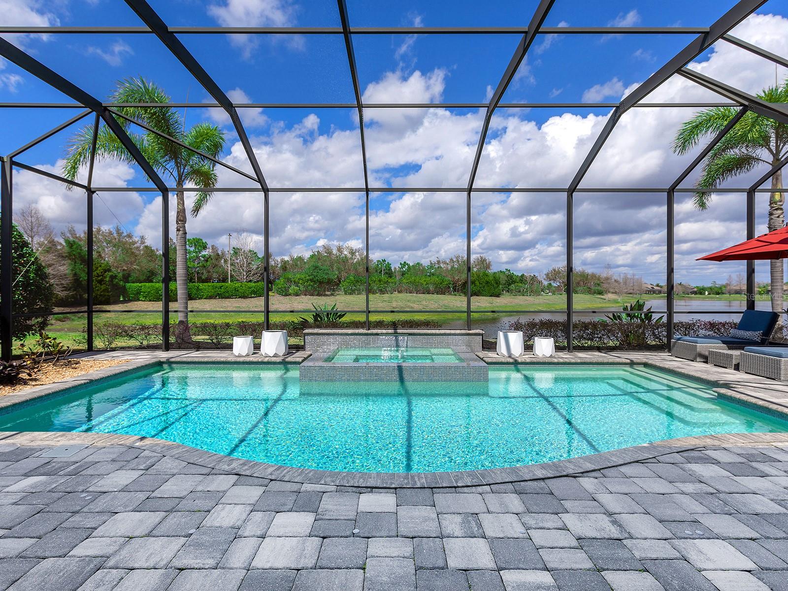 COUNTRY CLUB EAST - Residential