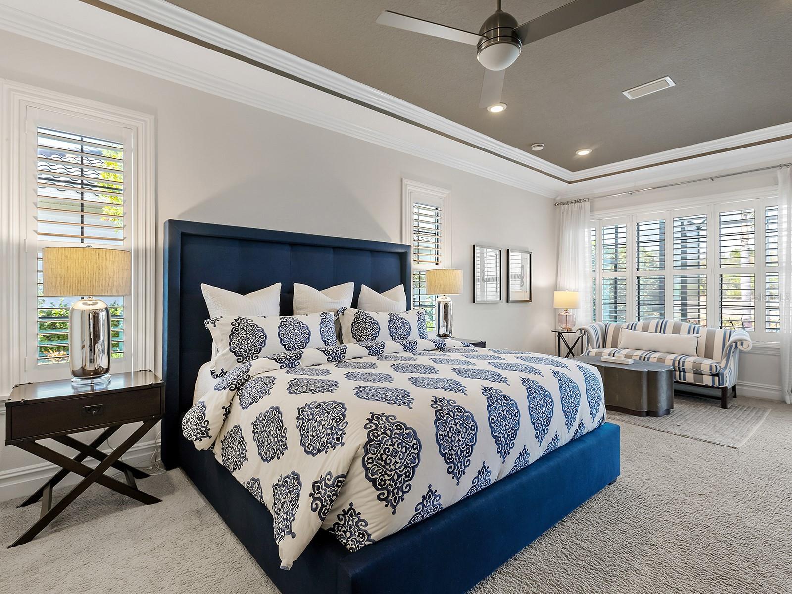 COUNTRY CLUB EAST - Residential